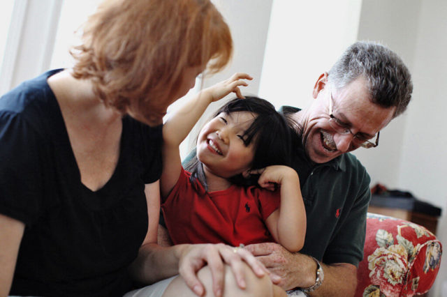 thủ tục nhận nuôi con nuôi