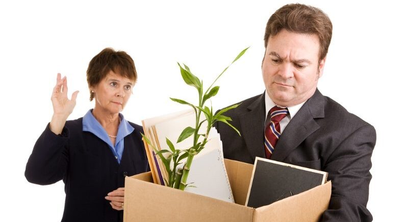 viên chức bị kỷ luật trái luật