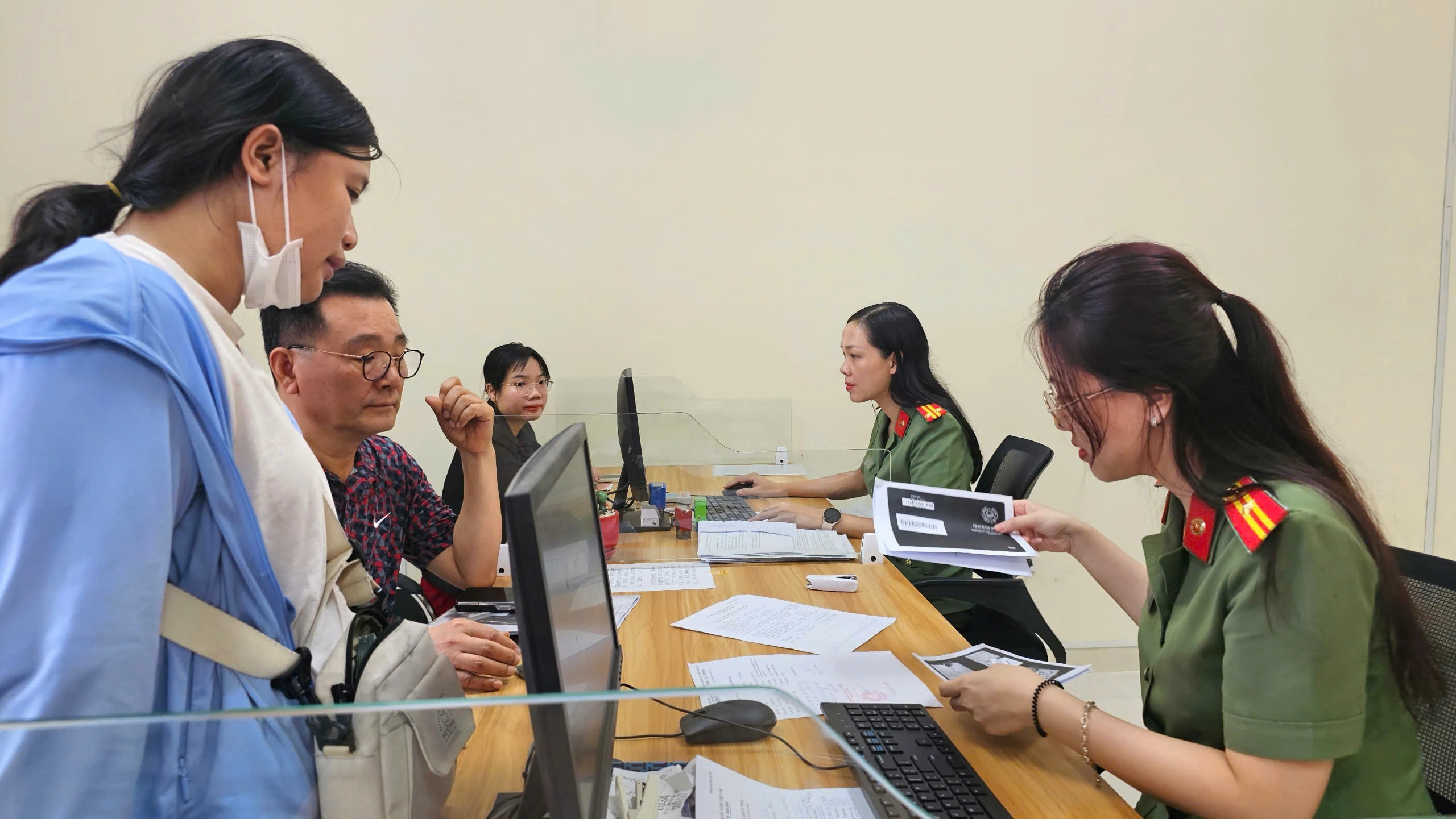 các giấy tờ đăng ký tạm trú tại hà nội hiện nay