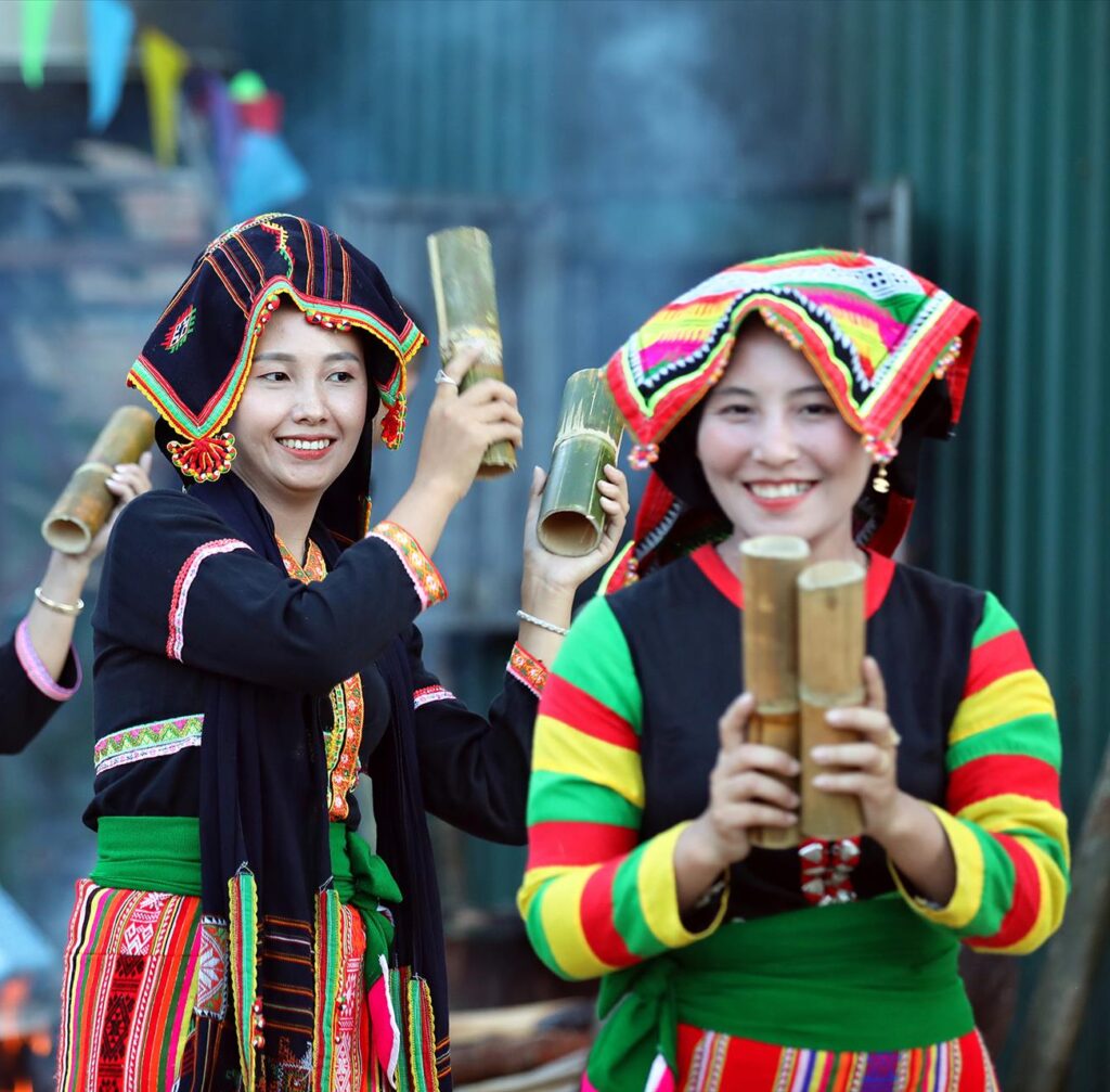 xac dinh lai dan toc e1775189093903