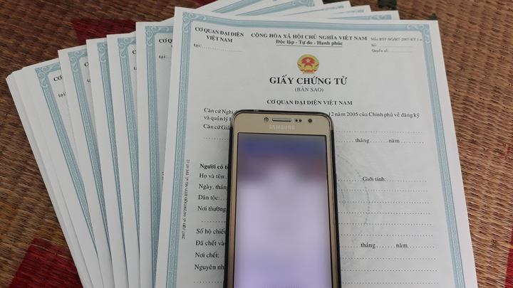 Hồ sơ đăng ký khai tử quá hạn gồm những gì?